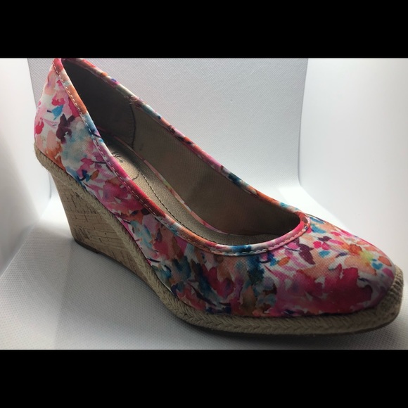 Lifestride Espradrilles—-super Compfy - Picture 3 of 5